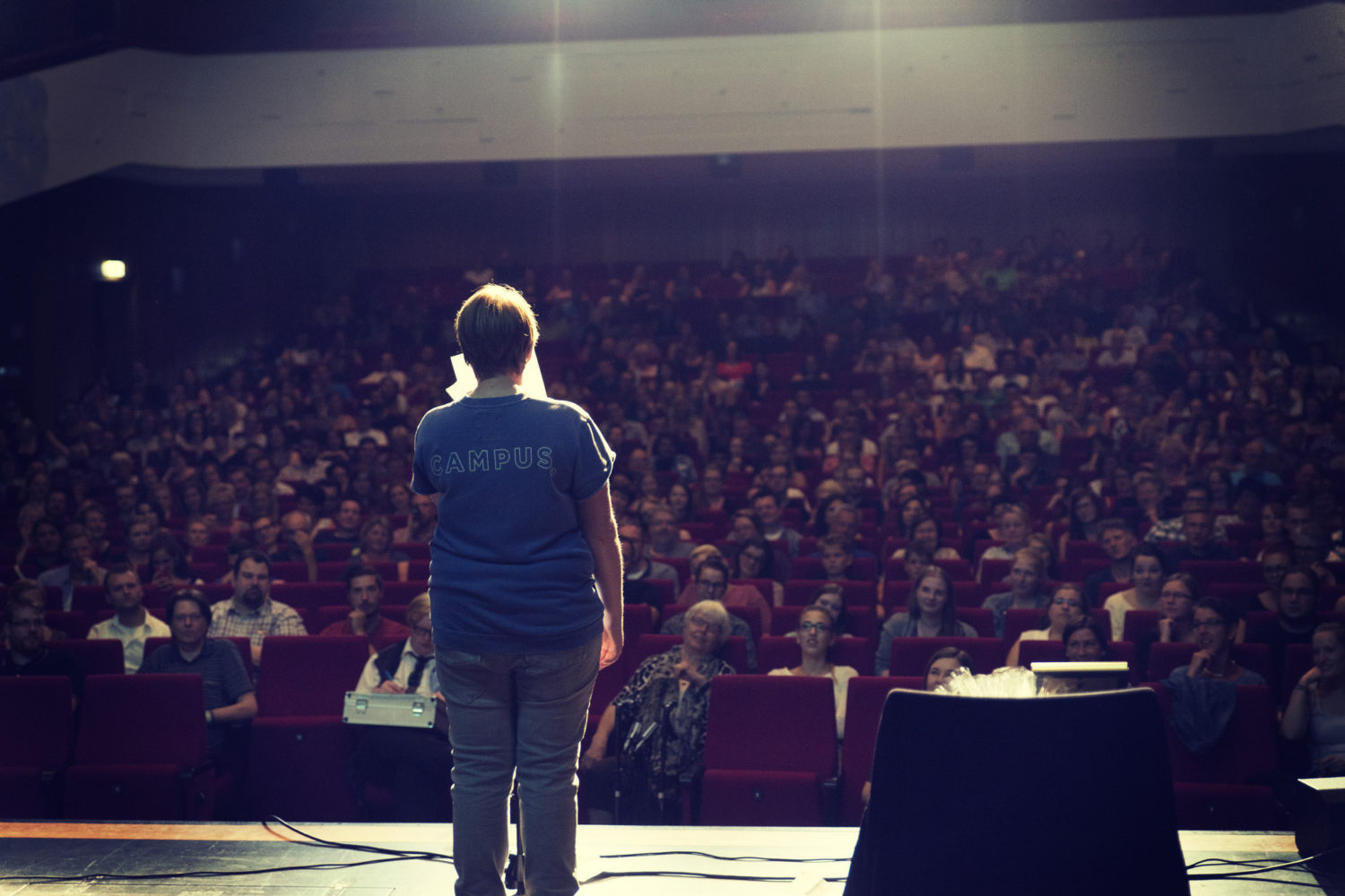 poetry-slam-leer-theater-an-der-blinke