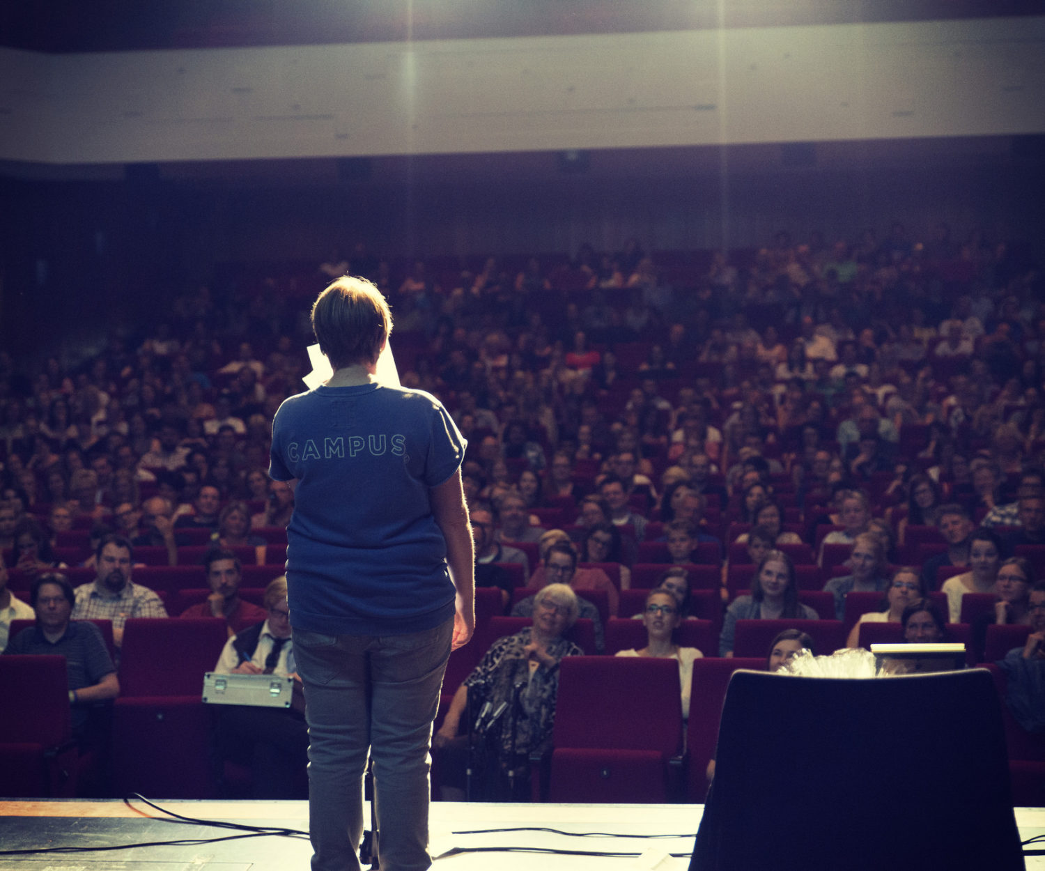 poetry-slam-leer-theater-an-der-blinke